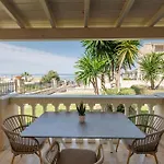 Sea Breeze Hotel & Apartments