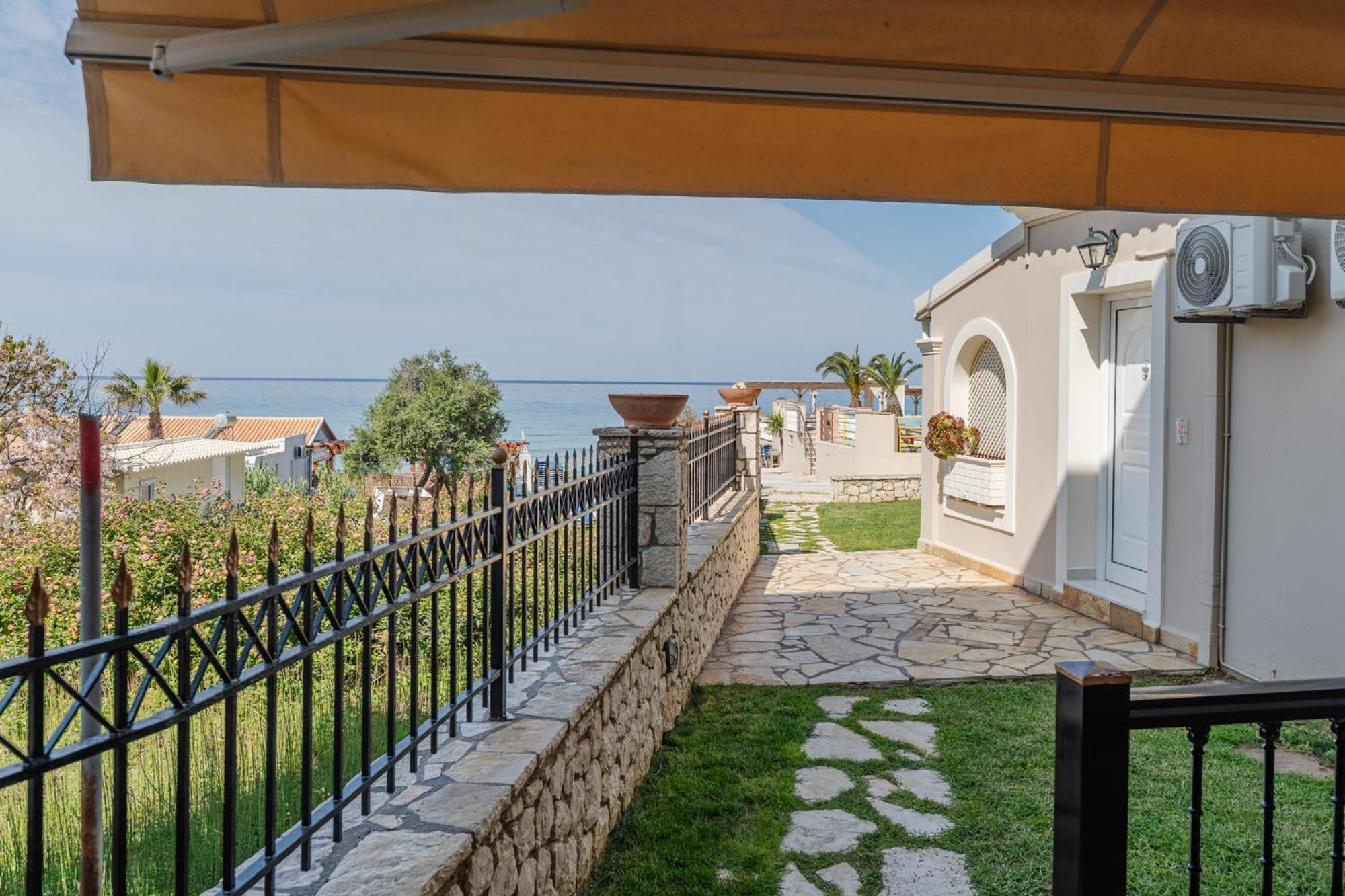 Aparthotel Sea Breeze &