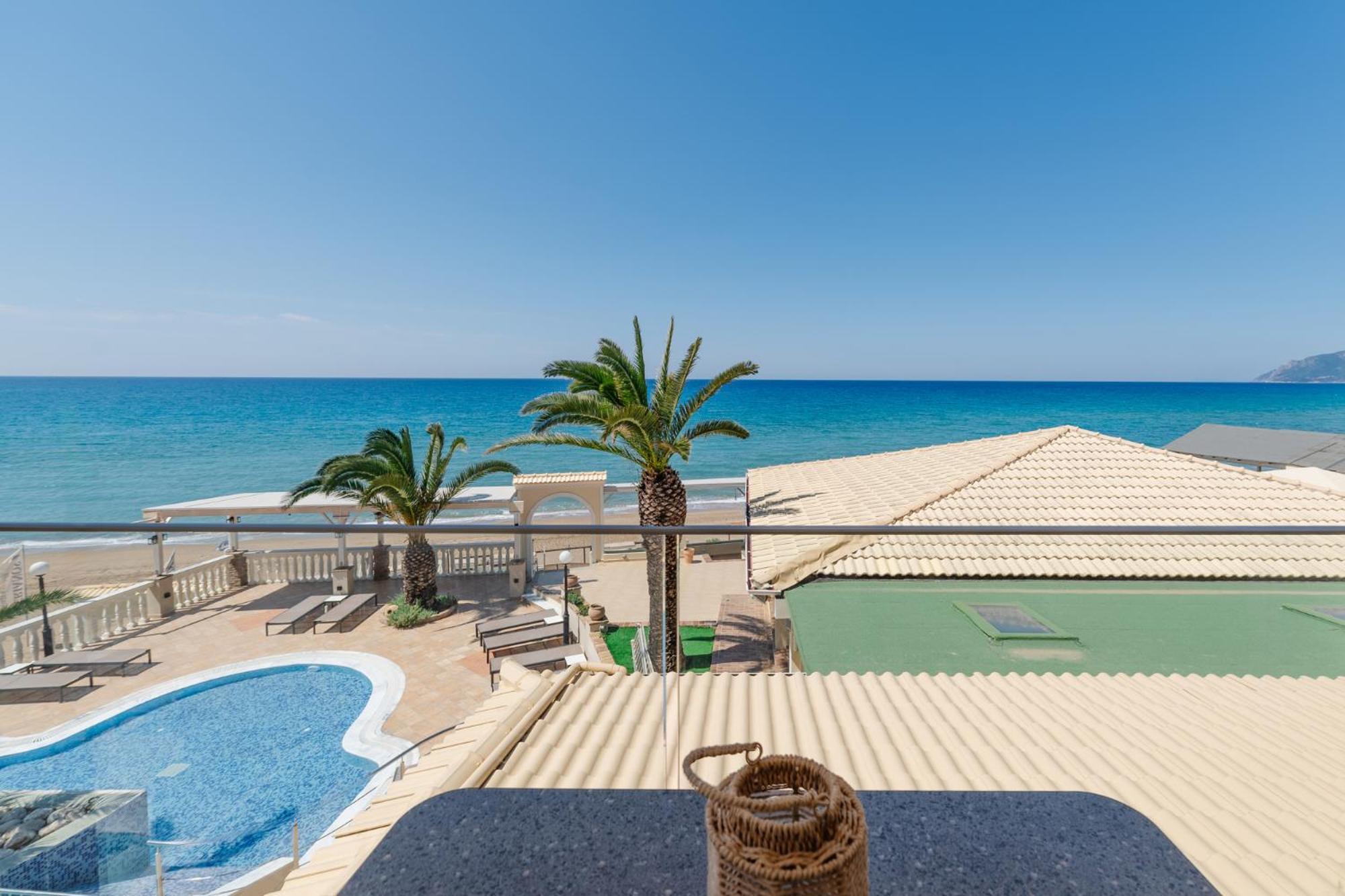 Sea Breeze & Aparthotel
