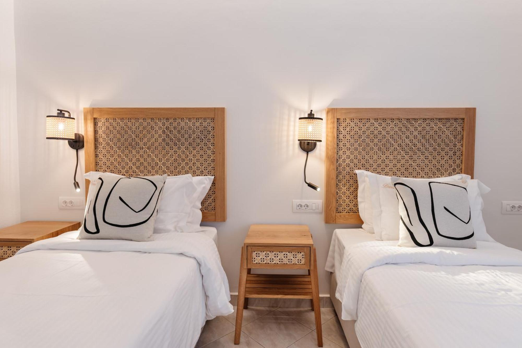 Aparthotel Sea Breeze &