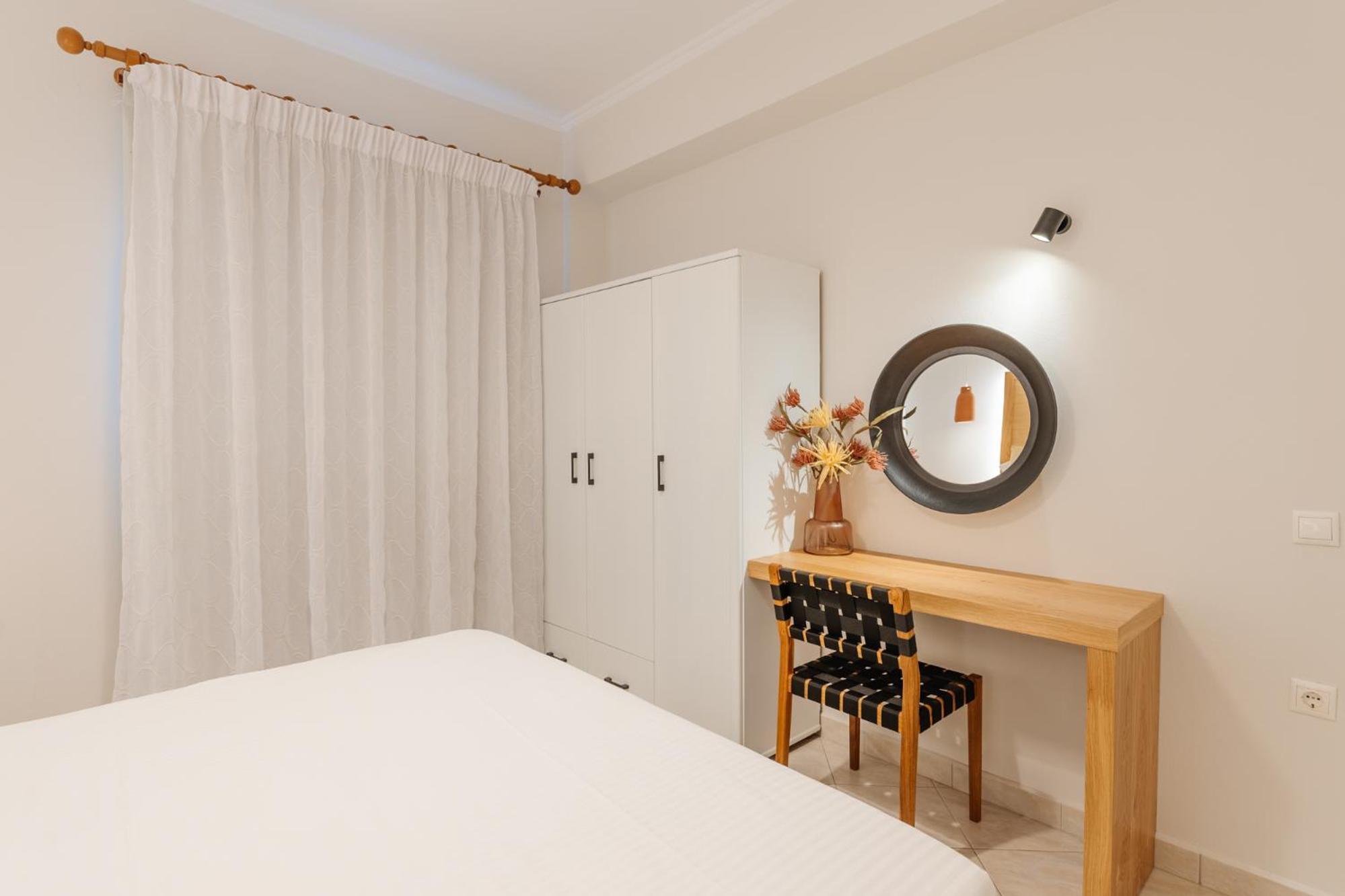 Sea Breeze & Aparthotel Agios Gordios (Corfu)